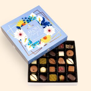 Cutie 25 praline ciocolată belgiană Asortiment - Colecția Flori de Dragoste (345g)